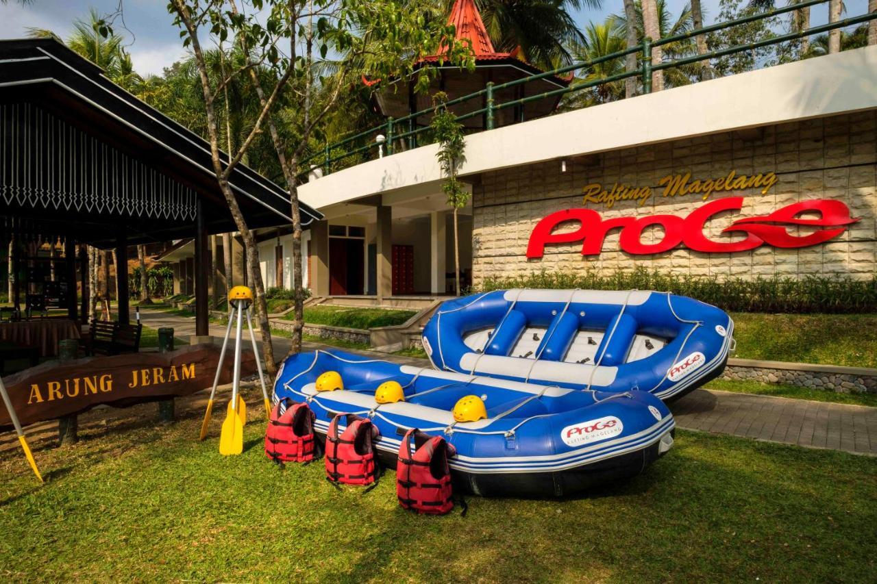 Puri Asri Hotel & Resort Magelang Exterior photo